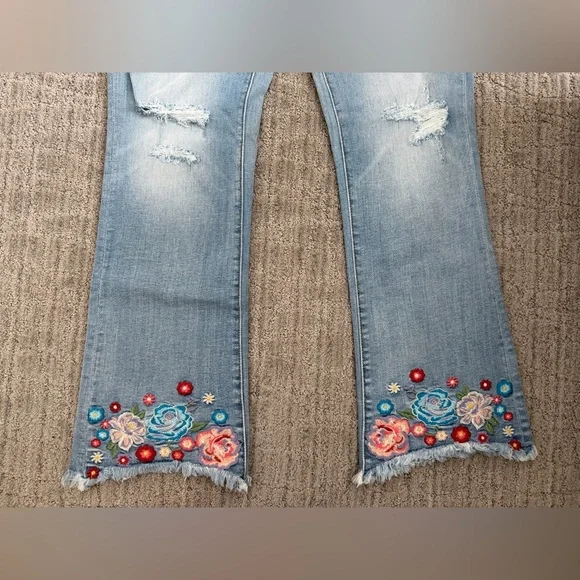DRIFTWOOD Light Blue Floral Embroidered Jeans - Picture 4 of 7